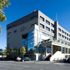 **** Hotel Penz West Rakousko